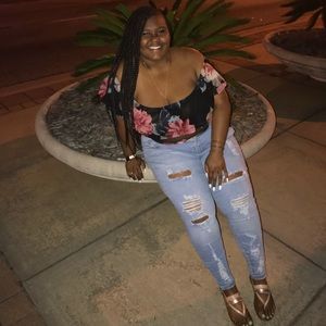 Meet your Posher, Ashley